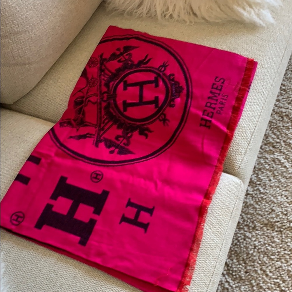 New scarf, no tags attached.